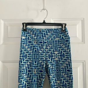 LuLaRoe Leggings One Size (OS) - Blue line pattern